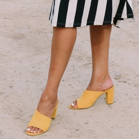 Journee Collection Mustard Mules - Picture 3 of 7